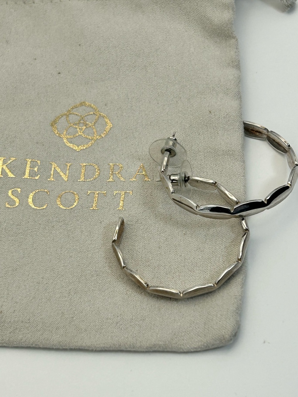 Kendra Scott Brooke Hoop Earrings Rhodium Plated Posts 1.5"